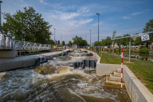 Inauguration à Cesson-Sévigné : le renouveau du stade d’eau vive !