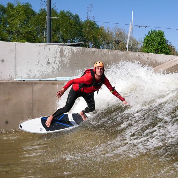 Les avantages de notre vague à surf Flowsurf River :