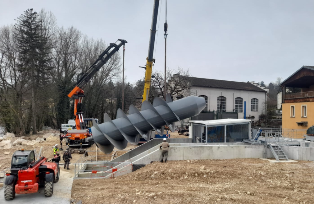 Dévalaison et turbinage du débit réservé Neuville sur Ain (01)